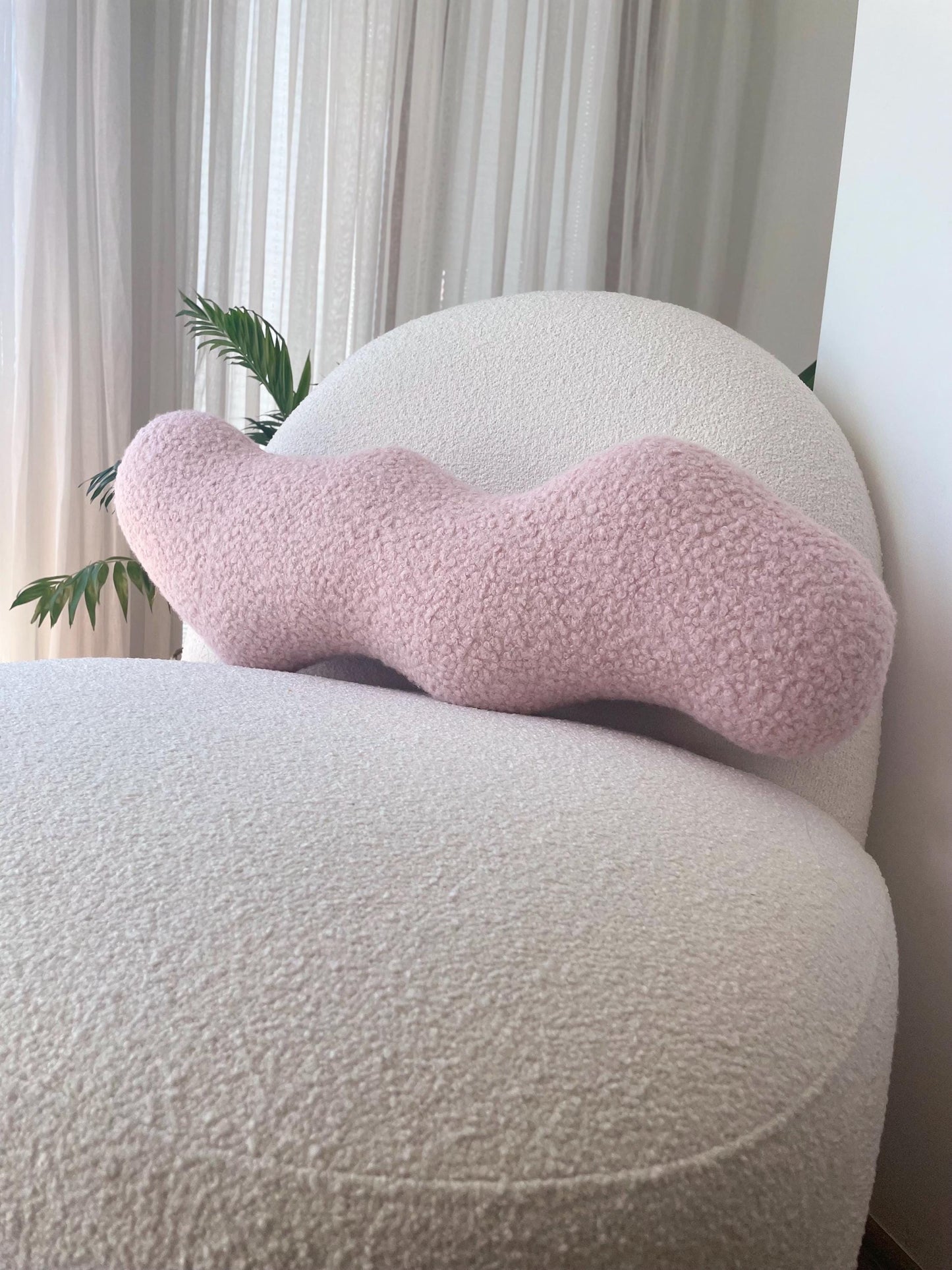 Powder Pink Wavy Boucle Pillow: Modern Accent Cushion