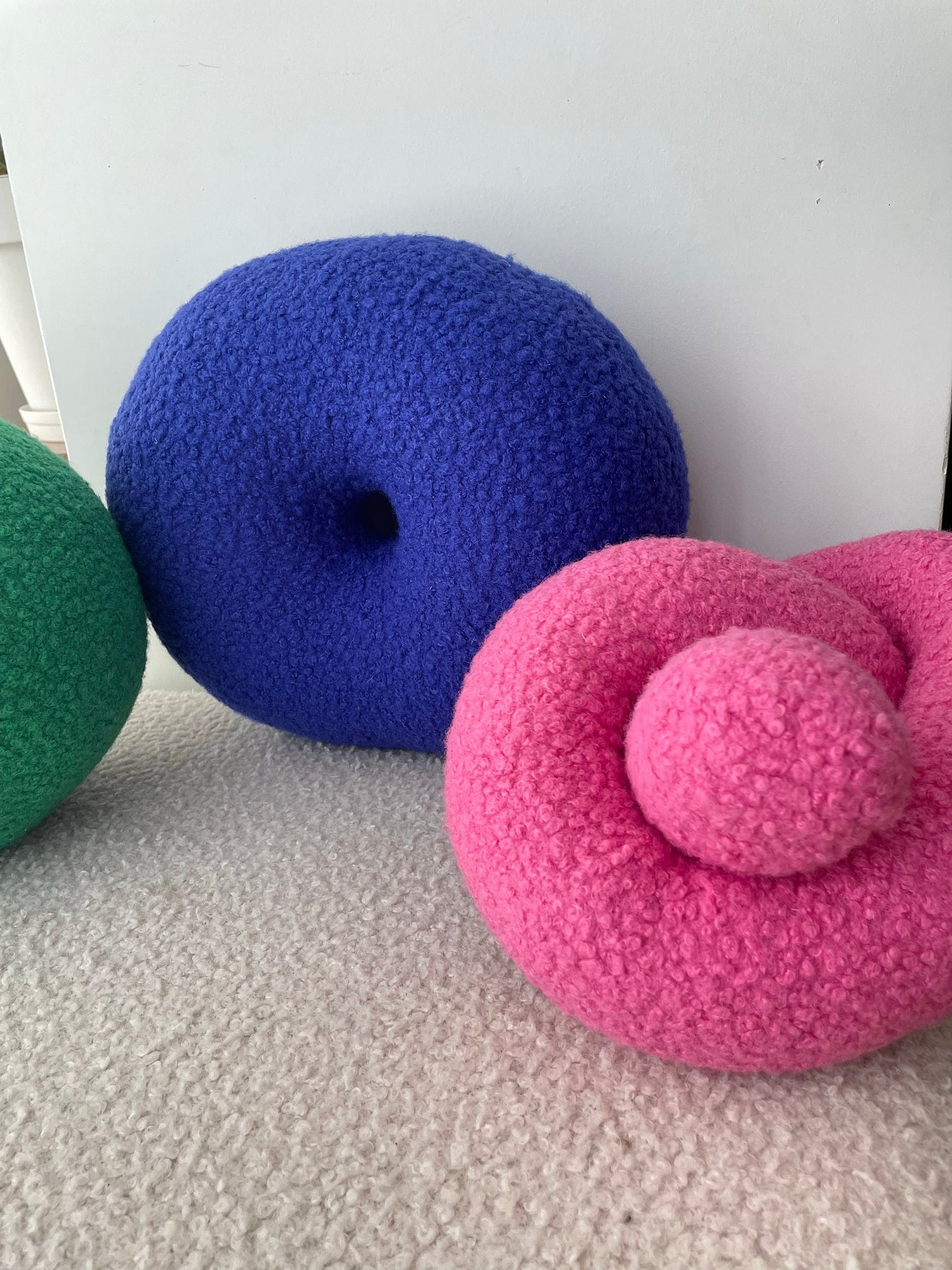 Pink Boucle Knot Pillow: Chunky Teddy Love Chain Cushion