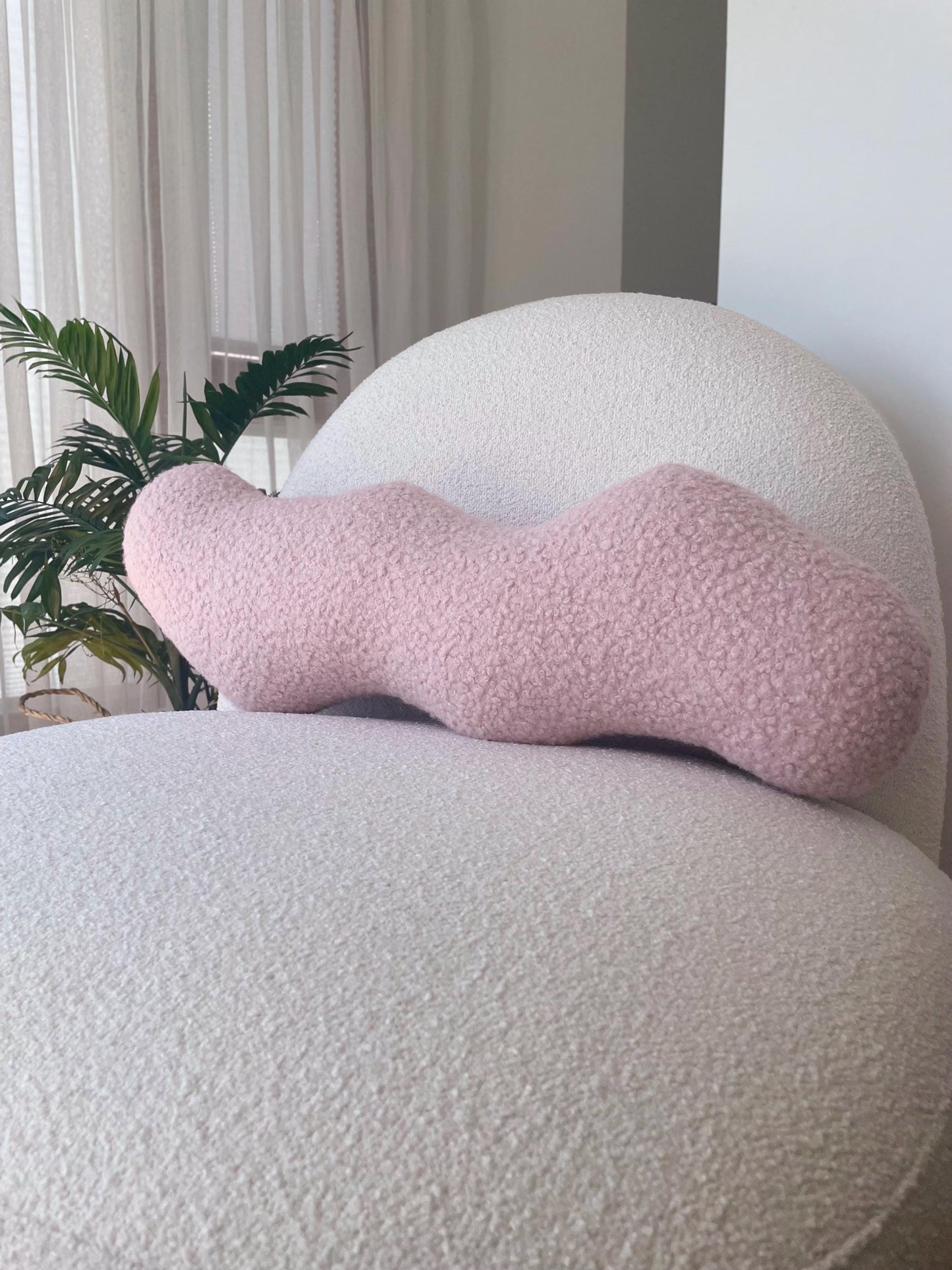Powder Pink Wavy Boucle Pillow: Modern Accent Cushion
