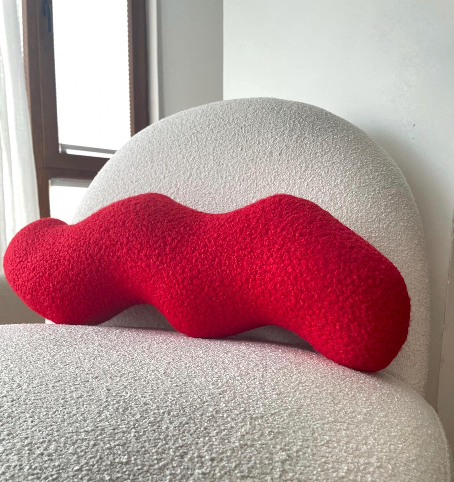 Red Boucle Wavy Pillow: Modern Accent Cushion