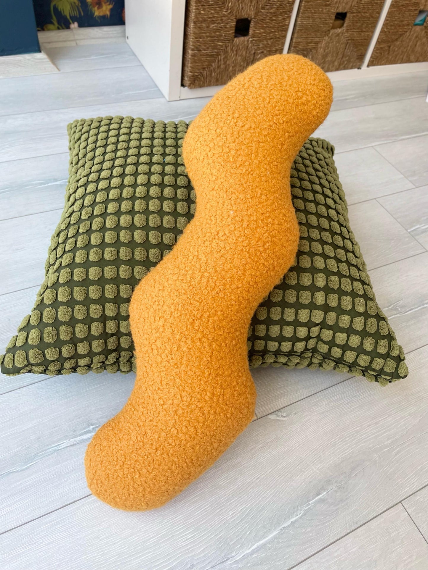 Mustard Wavy Boucle Pillow: Modern Accent Cushion