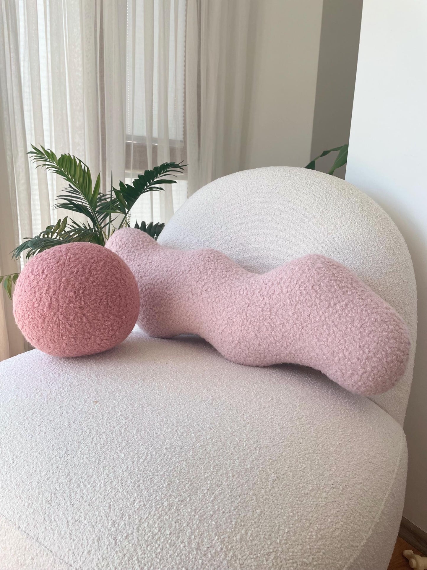 Powder Pink Wavy Boucle Pillow: Modern Accent Cushion