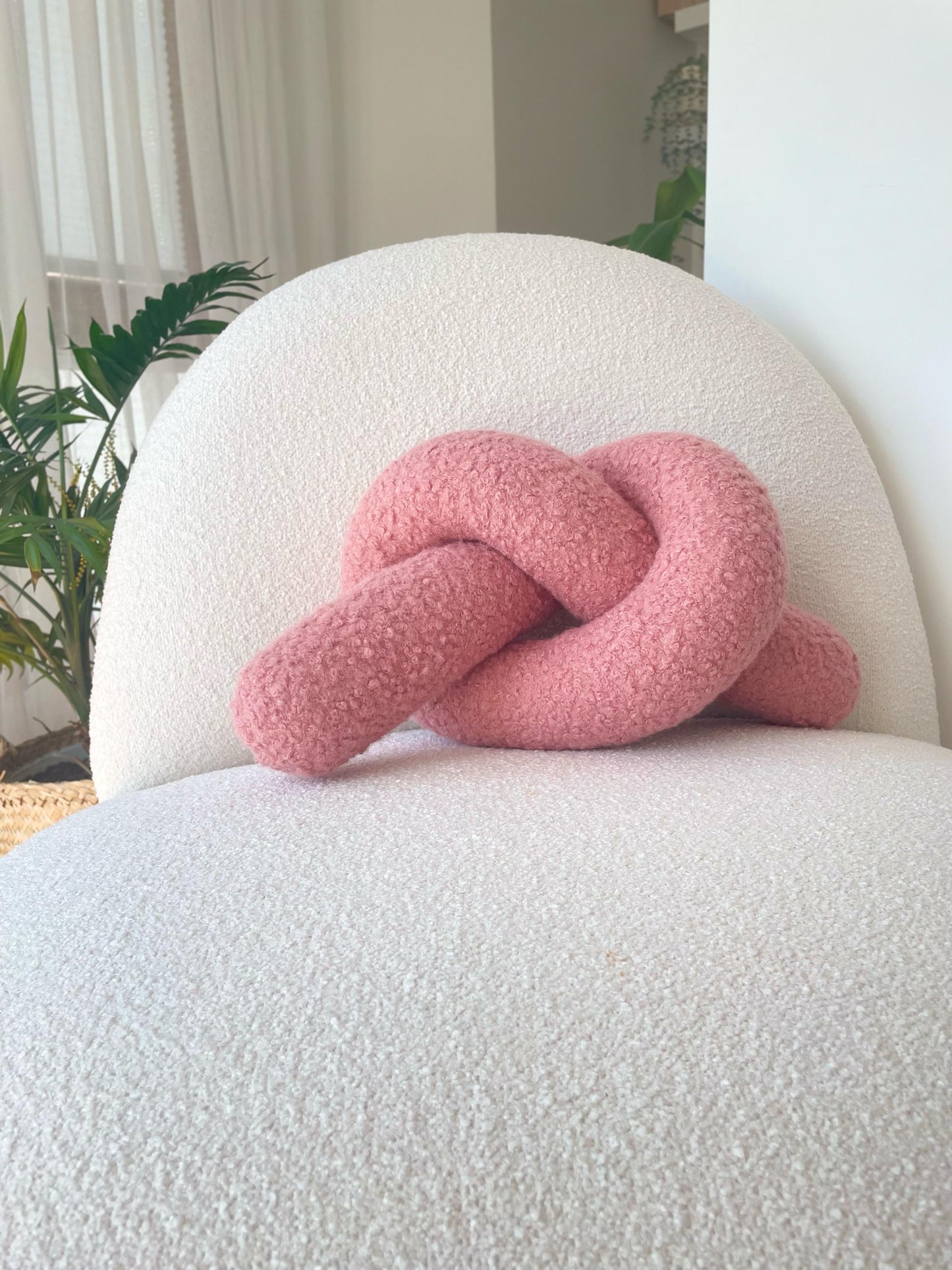 Ashy Pink Boucle Knot Pillow – Soft Sculptural Cushion for Modern & Cozy Home Decor