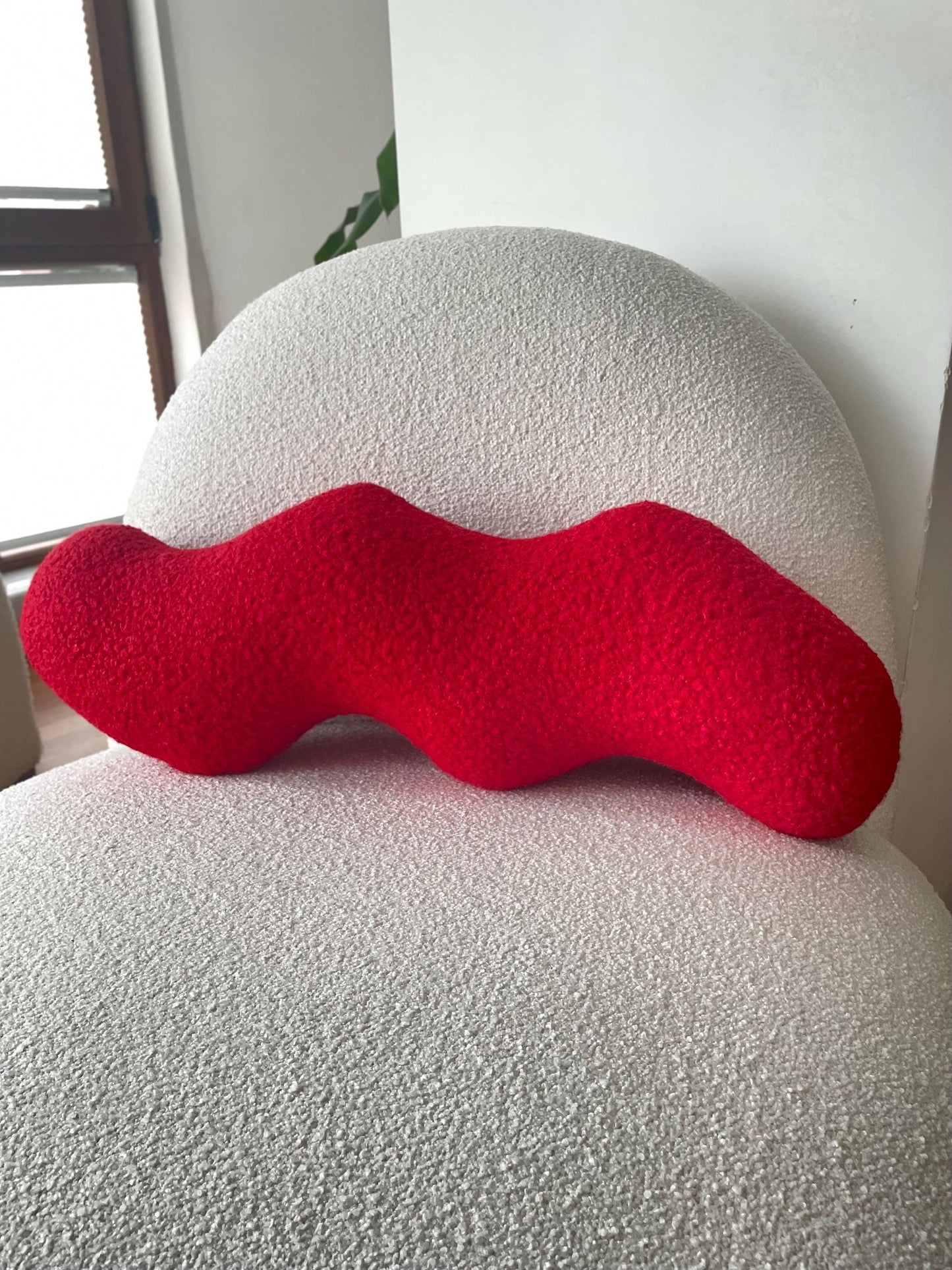 Red Boucle Wavy Pillow: Modern Accent Cushion