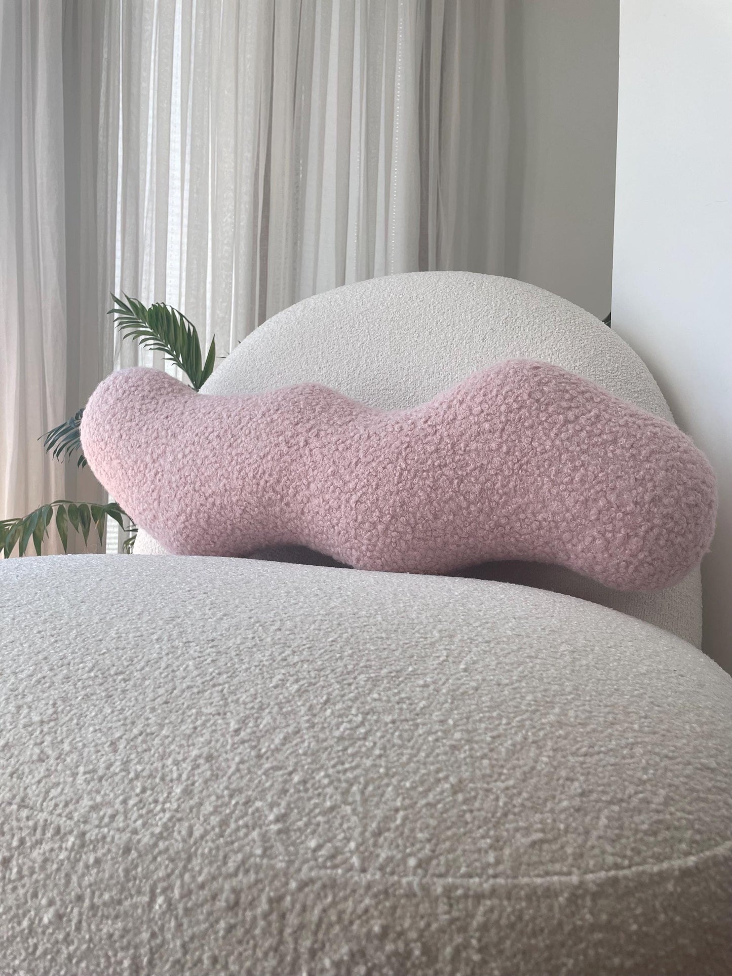Powder Pink Wavy Boucle Pillow: Modern Accent Cushion