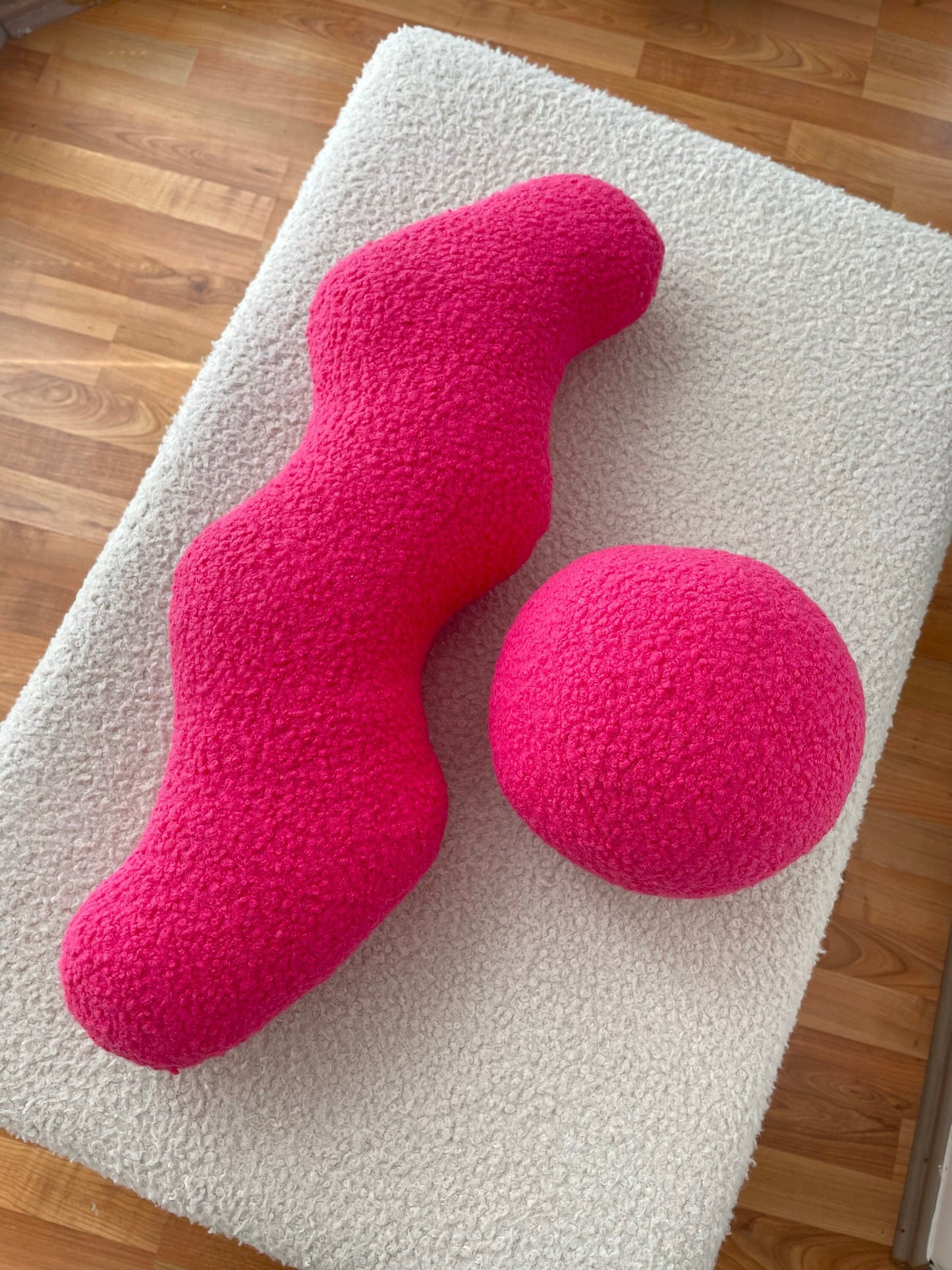 Pink Wavy Boucle Pillow: Modern Home Accent Cushion