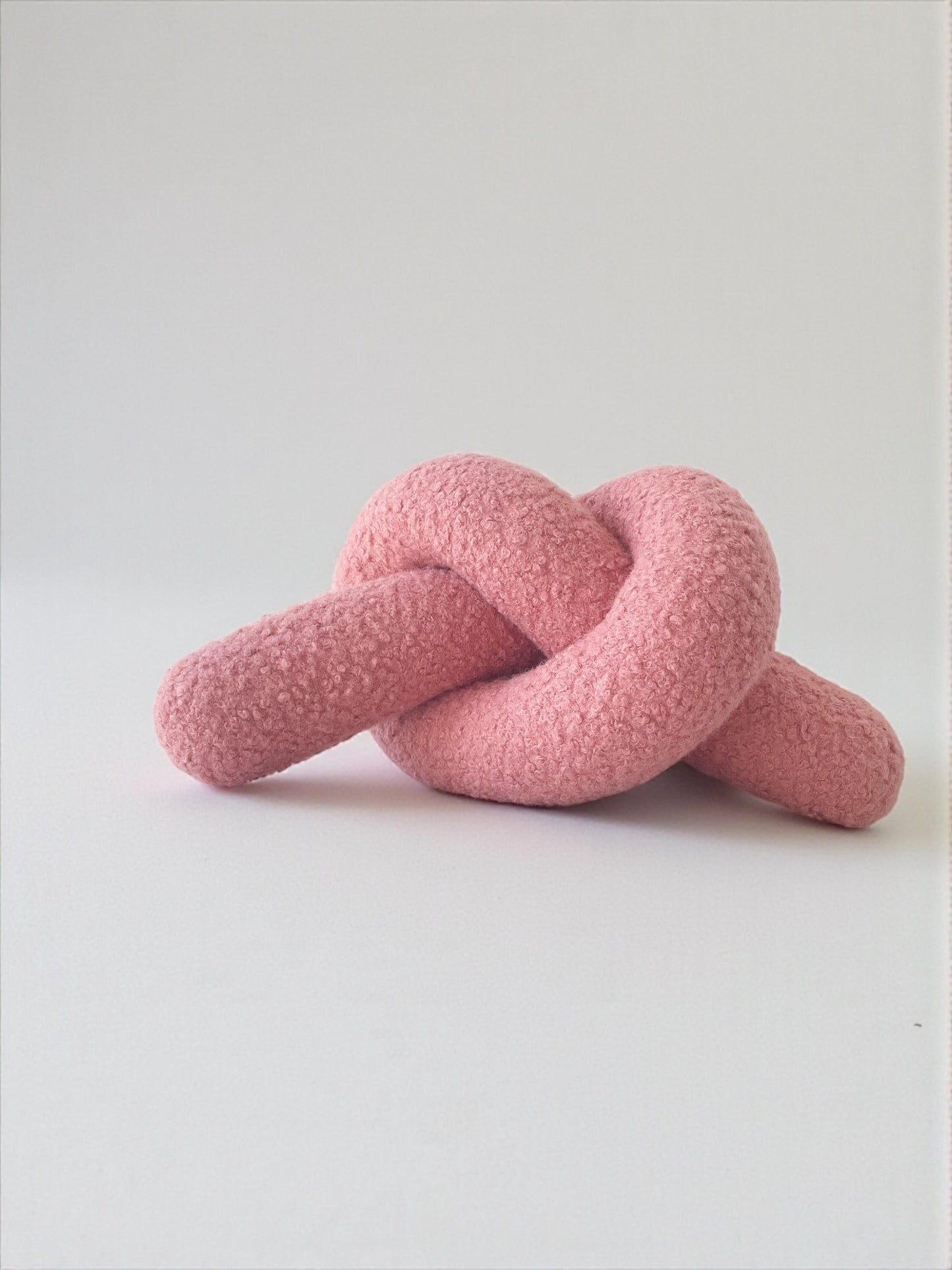 Ashy Pink Boucle Knot Pillow – Soft Sculptural Cushion for Modern & Cozy Home Decor