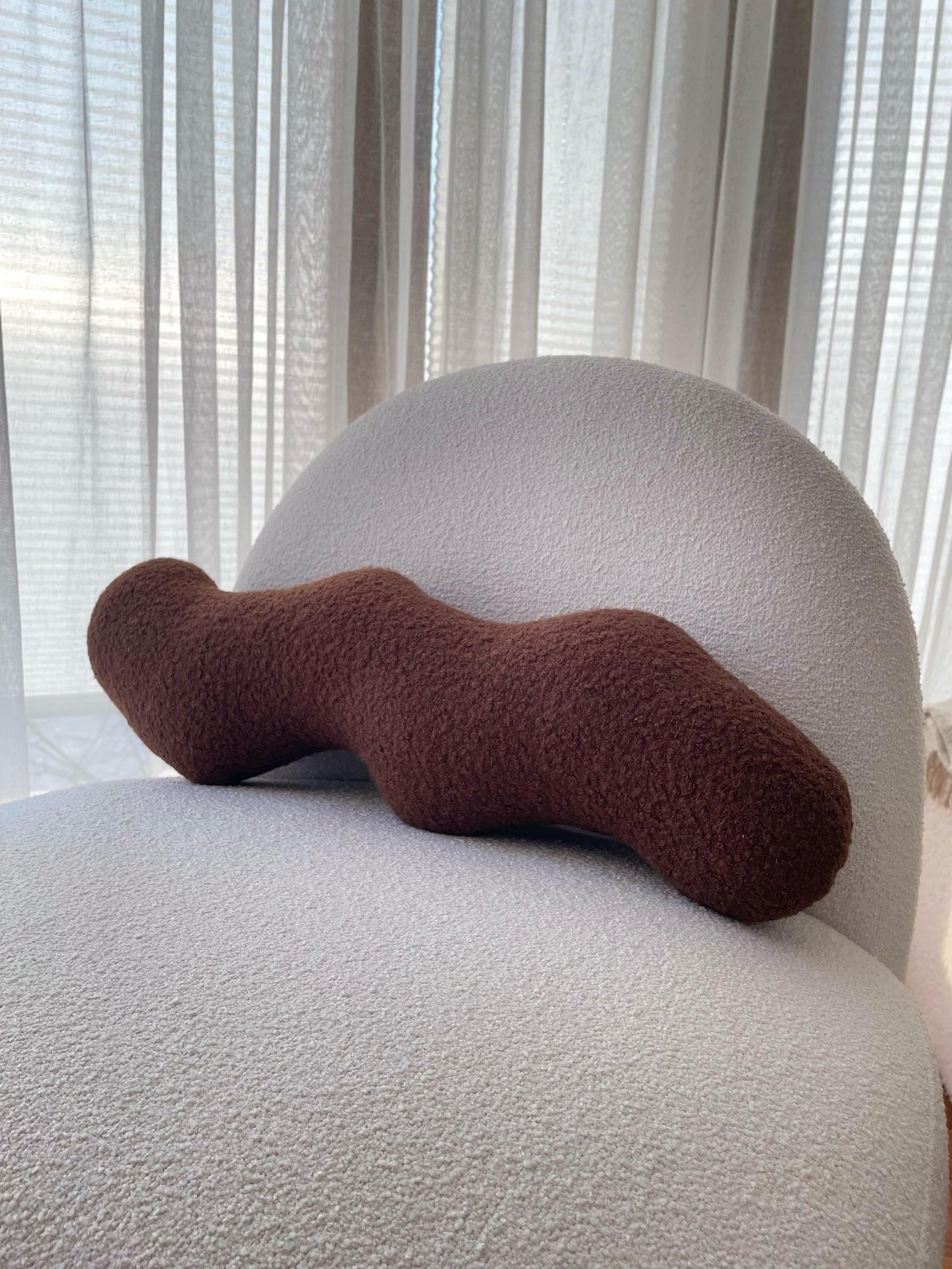 Brown Wavy Boucle Pillow: Modern Accent Cushion